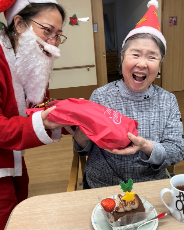 見知れたスタッフの衣装が思わずツボに・・