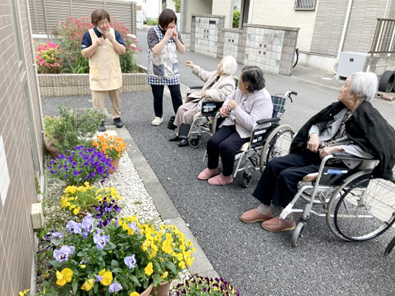 おしゃべりにも花が♪